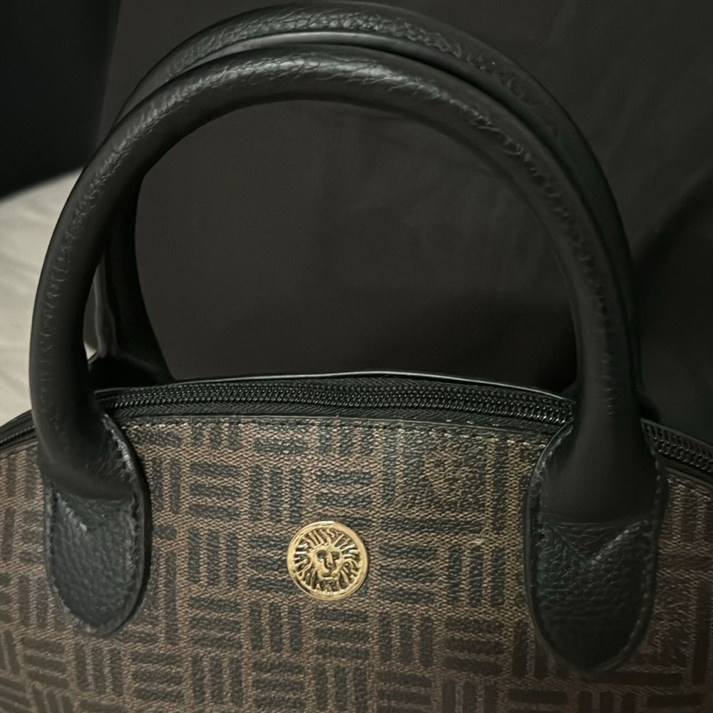 ANNE KLEIN | NWOT Dome Crossbody Satchel | Brown and Black with Lion Print - Picture 3 of 9